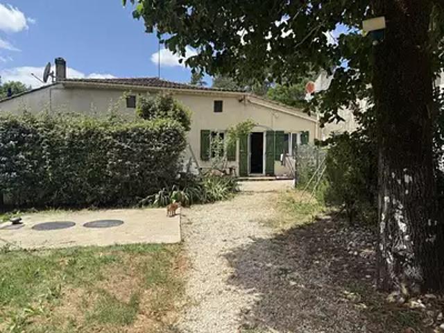 Jussas 17130 Achat / Vente maison 2 pièces t2 parking