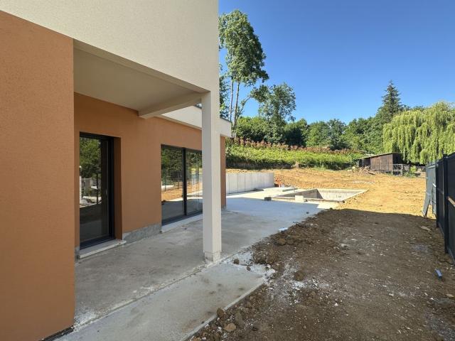 JUSSY Maison Contemporaine D'Architecte 141m² Jussy