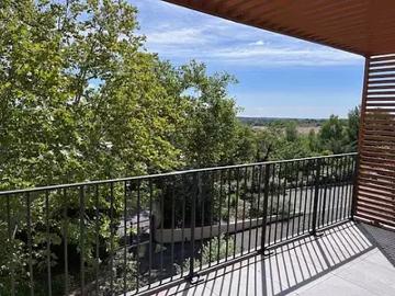 Juvignac 34990 Location appartement 4 pièces t4 au dernier étage terrasse