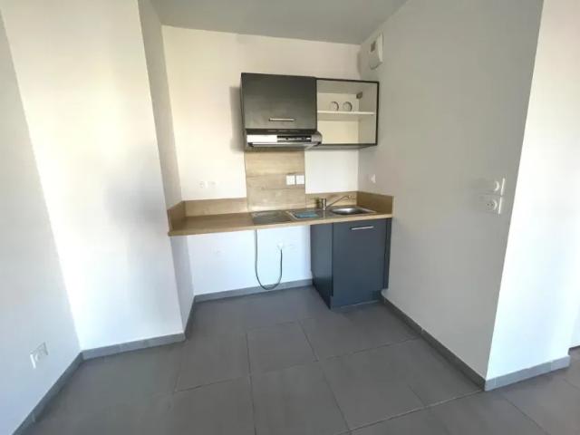 Juvignac Appartement 2 pièces 41.4 m²