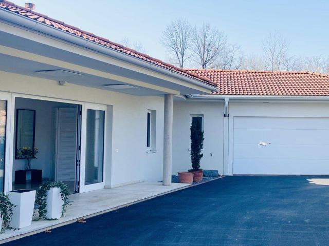 TRAUMVILLA Exklusiver Bungalow in Graz Umgebung Außergewöhnliche Liegenschaft in absoluter Ruhelage