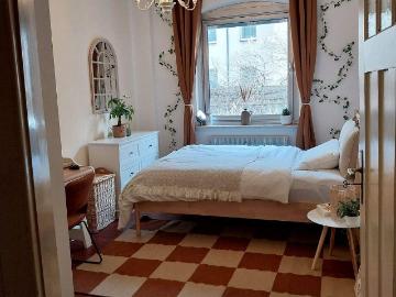 Juwel im Spätjugendstil in Lichtenhof 4 Zimmer Wohnung mit Balkon