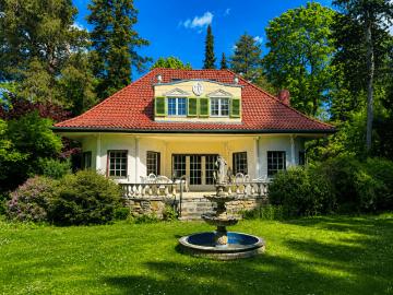 Juwel mit enormem Potenzial & Ausbaureserve: Seenähe und Zugang in Bestlage auf Traumgrundstück