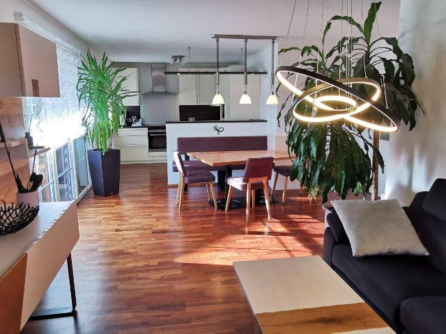 K3 Wals/Siezenheim Moderne 3,5 Zimmer Wohnung mit Klimaanlage | 2 Balkone | Tiefgarage & Freiplatz!