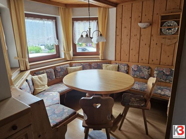 k3 Kaprun Gemütliches Einfamilienhaus mit Balkon, Garten, Garage.