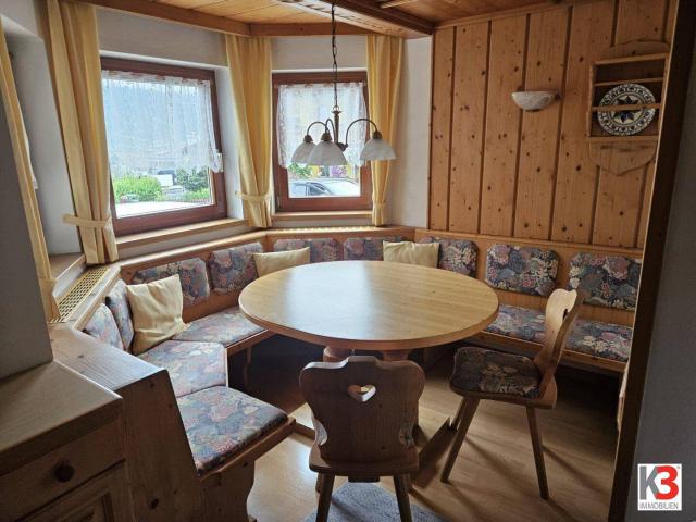 K3 Kaprun gemütliches Einfamilienhaus mit Balkon, Garten, Garage.