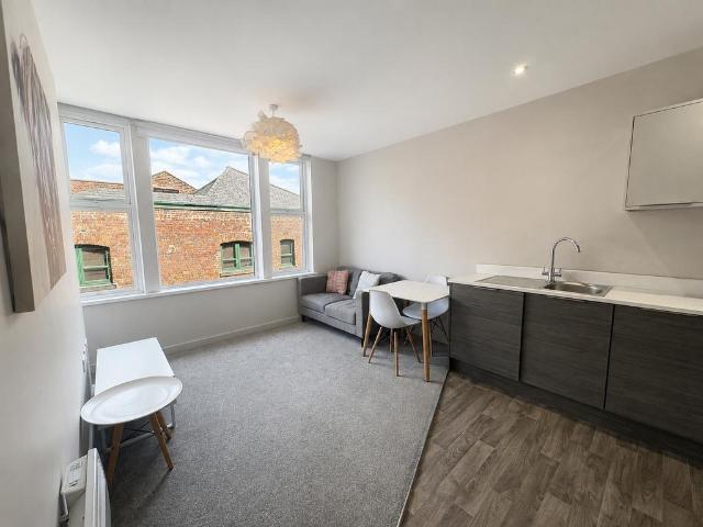 K2 Apartments North, 70 Bond Street. 1 bed flat to rent £750 pcm £173 pw