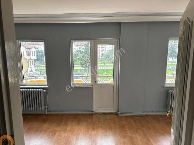 K.milliye Mah.de Kiralık Daire