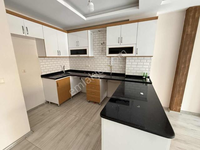 Doğalgazlı 2+1 Ebeveyn Banyolu Geniş Oturumlu Daire