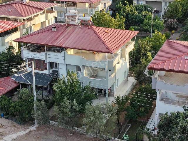 Kınık Elitkent Sitesinde Satılık 3+1 Villa