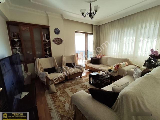 Kınıklıda 196 M² 4+1 Park Cephe Arakat Asansörlü
