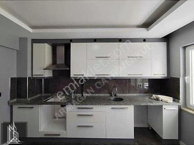 Kınıklı Mahallesinde Kiralık İçi Komple Tadilatlı 4+1 Daire