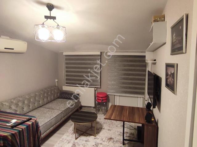 Kınıklı Siteler Mahallesinde 2+1 Balkonlu Eşyalı Hazır Kiracılı Apart
