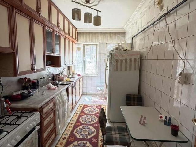 Kınacı Gayrimenkul Den Hasanbey De Satılık 3+1 Ara Kat Daire