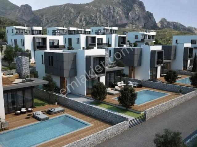 Kıbrıs, Girne'de Karmı Valley Homes 4+1 Satılık Villa