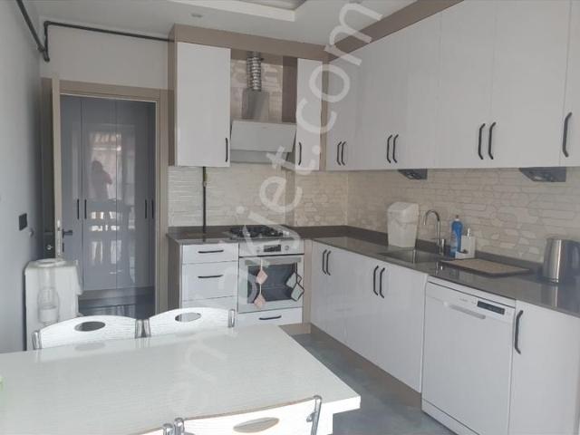Kıbrısşehitler Caddesine Yakın 170m2 4+1 2 Yaşında Satılık Daire