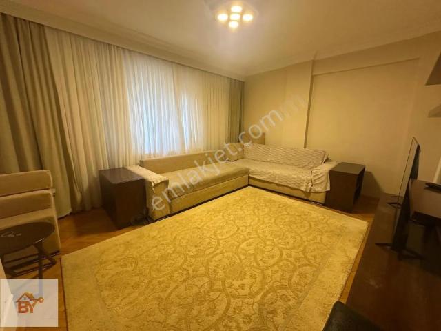 K.çekmece Cumhuriyet Mah Kiralık 3+1 Eşyalı Daire
