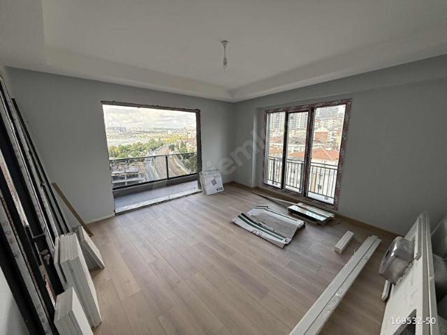 K.ÇEKMECE FATİH MH SATILIK OTOPARKLI MANZARALI 11.KAT 3+1 DAİRE