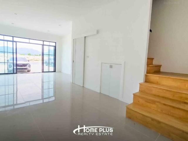 ขายทาวน์โฮม 2 ชั้น The Flora Ville ชะอำ สไตล์ยูโรเปียน–นิวยอร์ก ดีไซน์ทันสมัย