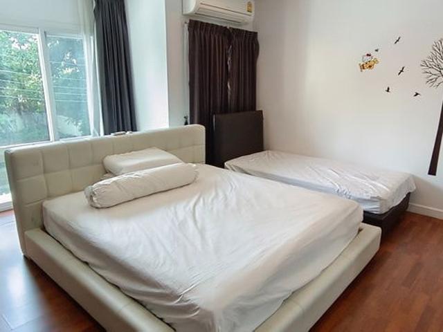 ขายทาวน์โฮม Urban Sathorn เออร์เบิน สาทร หน้าบ้านเป็นสวนโล่งไม่ตรงกับบ้านใคร