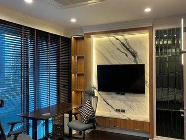 ขาย ทาวน์โฮมหรู 3.5 ชั้น The Eight จตุจักร–รัชดา บ้านใหม่ พร้อมเข้าอยู่ TH6914