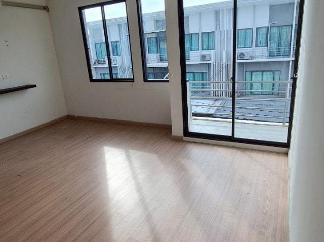 ขายทาวน์เฮาส์ 3ชั้น เจ แกรนด์ สาทร กัลปพฤกษ์ 5ห้องนอน ราคาดีมาก!【Tel.080 9364 】