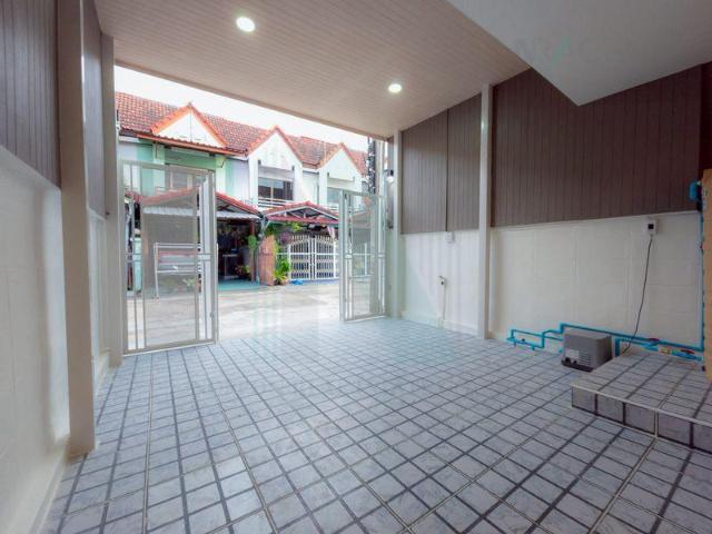 ขายทาวน์เฮาส์ โครงการ หมู่บ้านจิตรณรงค์การ์เด้นเฮาส์ 2 ชั้น 3 ห้องนอน 2 ห้องน้ำ
