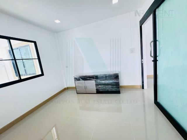 ขายทาวน์เฮาส์ โครงการ หมู่บ้านตะวันงาม 1 ชั้น 3 ห้องนอน 1 ห้องน้ำ