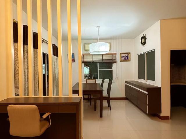 ขายทาวน์เฮาส์ โครงการ นนทรี วิลล่า พระราม 5 3 ชั้น 4 ห้องนอน 5 ห้องน้ำ