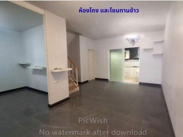 ขายทาวน์เฮ้าส์ 2 ชั้น 24 วา หลังมุม หมู่บ้านอารียา ดอนเมือง นาวง ใกล้สนามบินดอนเมือง,มหาลัยรังสิต ปทุมธานี