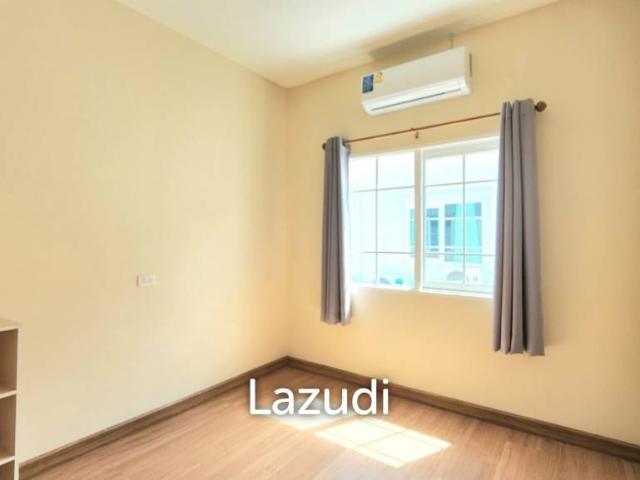 ขายทาวน์เฮ้าส์ 2 ห้องนอน ในโครงการโกลเด้น วิลเลจ บ้านดู่