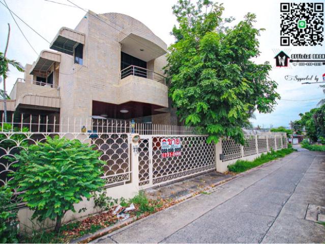 ขายที่ดินแปลงมุม 395 ตร.ว. พร้อมบ้านเดี่ยว ซ.นาคนิวาส 21 ทะลุ ซ.สังคมสงเคราะห์ 28 ได้ ใกล้สำนักงานเขตลาดพร้าว 850 m. ใกล้ Central Eastville 2 km