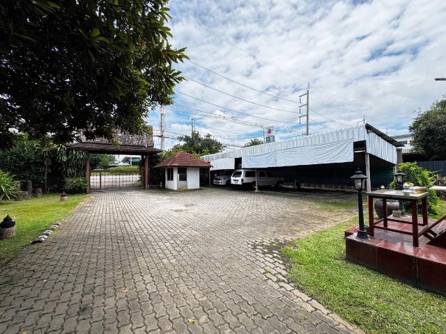 ขายที่ดินพร้อมบ้านไม้สักทอง ใจกลางทำเลทอง สันป่าเปา, สันทราย, เชียงใหม่ เนื้อที่ 1 3 61 ไร่