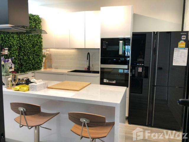 ขาย Townhome Cozy ลาดพร้าว 64 1812