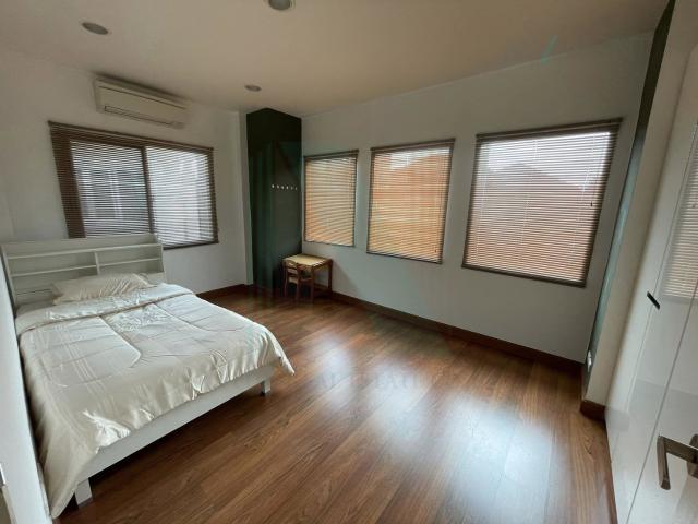 ขายบ้านเดี่ยว 2 ชั้น โครงการ เดอะ เซนโทร อ่อนนุช วงแหวน 3 ห้องนอน 2 ห้องน้ำ