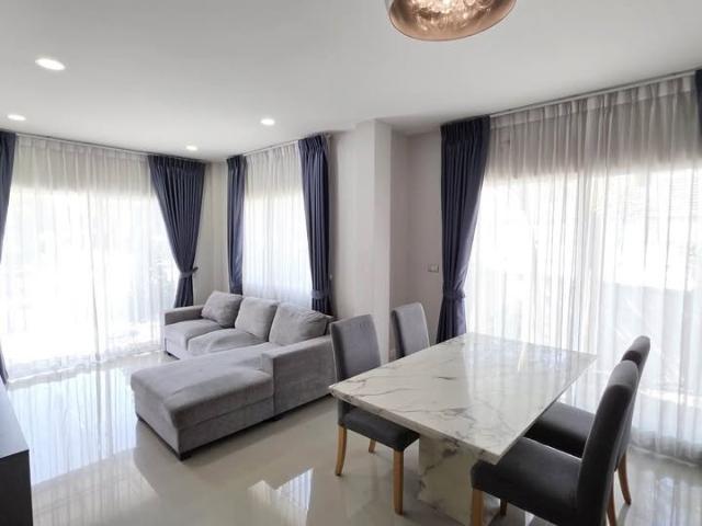 ขาย บ้านเดี่ยว 2 ชั้น เซนโทร พระราม 9 มอเตอร์เวย์ Centro Rama 9 Motorway ใกล้กรุงเทพกรีฑา