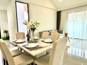 ขายบ้านเดี่ยว 3 ห้องนอน สไตล์โมเดิร์นรีสอร์ท มีเนื้อที่รอบบ้าน ตกแต่งสวย พร้อมอยู่