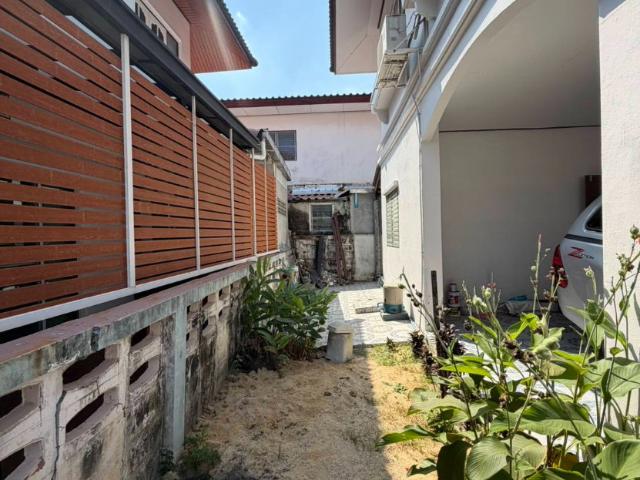 ขายบ้านเดี่ยว ทำเลหนามแดง–เทพารักษ์ หน้าบ้านกว้าง ใช้สอยคุ้ม หมู่บ้านสุภาวัลย์ Baan Suphawan Thepharak ใกล้สถานีรถไฟฟ้า ศรีเทพา