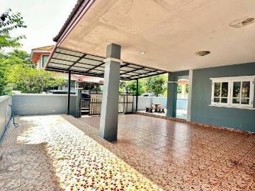 ขายบ้านเดี่ยว หมู่บ้านเฟื่องสุข 2 ใกล้โรงเรียนสารสาสน์วิเทศน์ บางบัวทอง พื้นที่เยอะ ทาสีใหม่ได้ตามใจลูกค้า ราคาเพียง 3,290,000 บาท