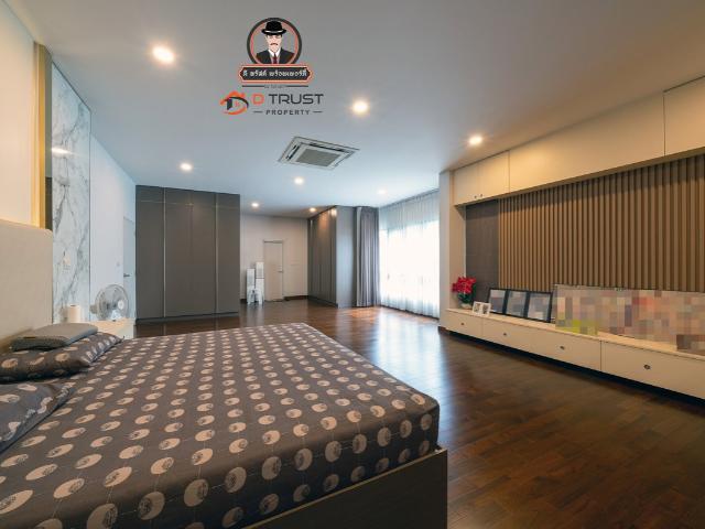 ขาย บ้านเดี่ยวหรู เดอะ ซิตี้ ปิ่นเกล้า บรมฯ 60 ใกล้สโมสร 105.8ตร.ว. บ้านยังใหม่ สวยพร้อมอยู่