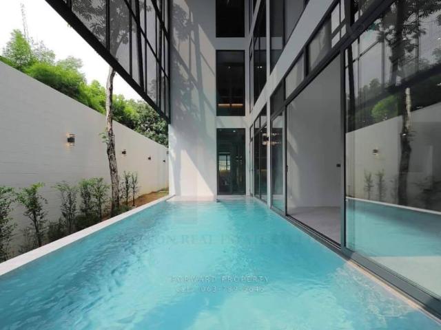 ขายบ้านเดี่ยว โครงการ สารินปาร์ค 3 ชั้น 5 ห้องนอน 6 ห้องน้ำ