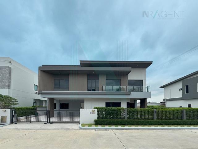 ขายบ้านเดี่ยว โครงการ เวนิว ไอดี มอเตอร์เวย์ พระราม9 2 ชั้น 5 ห้องนอน 5 ห้องน้ำ