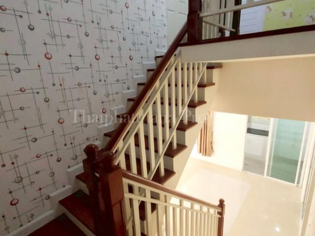 ขายบ้านเดี่ยวปรับปรุงพร้อมอยู่ เพอร์เฟค พาร์ค เคหะร่มเกล้า 64 ลาดกระบัง
