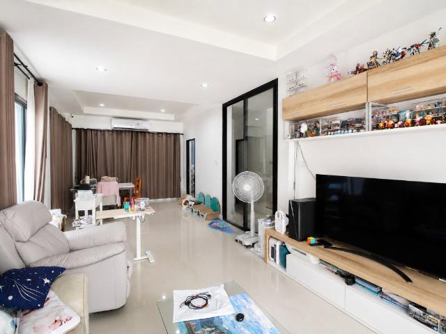 ขายบ้านแฝด 2 ชั้น 42.6 ตร.ว. 3 ห้องนอน หมู่บ้านสกายวิลล์ Skyville บ้านแลง ระยอง ใกล้ IRPC