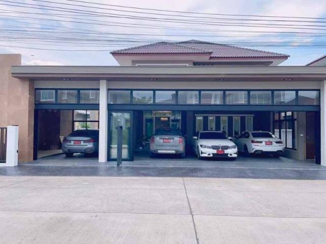 ขายบ้านหรู 2 ชั้น บิ้วอินทั้งหลัง โซนสันกำแพงสายใหม่ เชียงใหม่