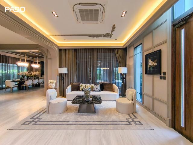 ขายบ้านหรู หลังตัวอย่าง Grand Bangkok Boulevard สุขสวัสดิ์ พระราม 3, 5 นอน 6 น้ำ, 5 ที่จอดรถ พร้อมสระว่ายน้ำ และ โรงจอดรถซุปเปอร์คาร์