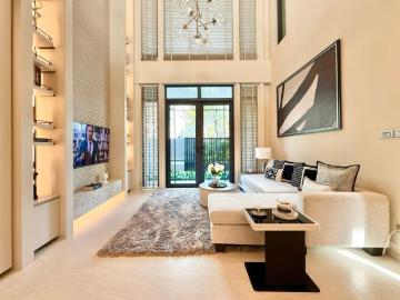 ขายบ้านกลางเมือง คลาสเซ่ รัชโยธิน ขนาด 214 Sq.m 51 Sq.wa 2 ห้องนอน 3 ห้องน้ำ เพียง 21.9 MB ติดต่อ 086 795 9 จิมมี่