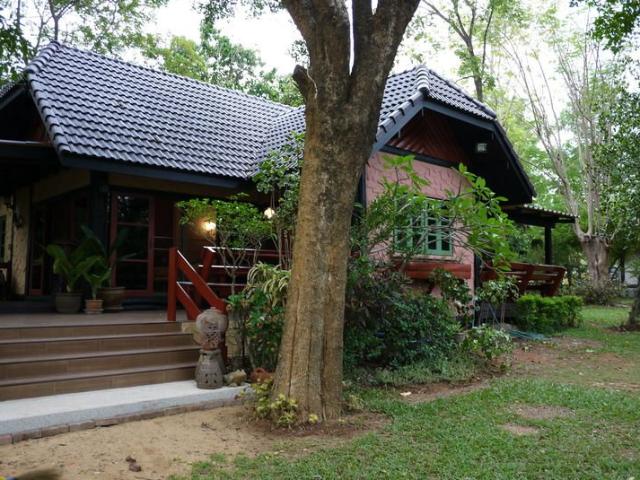 ขาย บ้านพักยามเกษียณ มีที่ปลูกต้นไม้กว้างขวาง บนที่ดินกว่า 1 ไร่ ใน อ.ปากช่อง