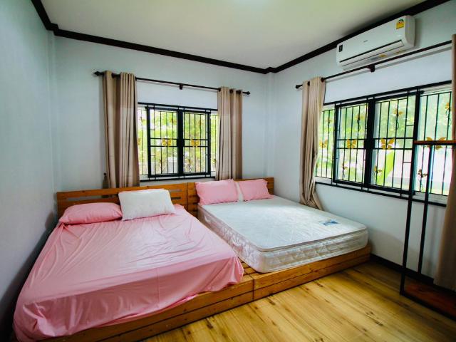 ขายบ้าน Pool Villa 72 ตร.วา ตกแต่งพร้อมอยู่ เฟอร์ครบ พลูตาหลวง สัตหีบ ใกล้อู่ตะเภา บางเสร่