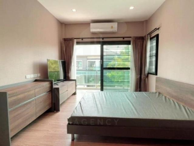 ขายบ้านราคาพิเศษ โครงการ เวนิว โฟลว์ พระราม 5 MD 92486